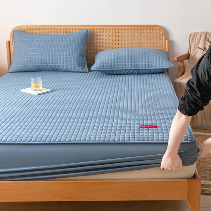 91家纺网 家纺一手货源 找家纺 芬晴家纺 2025新款母婴级大豆防水床笠-马丁-风车 马丁-雾蓝