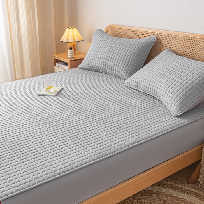 91家纺网 家纺一手货源 找家纺 芬晴家纺 2025新款母婴级大豆防水床笠-马丁-风车 马丁-星灰