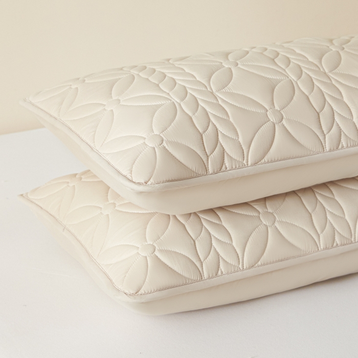 91家纺网 家纺一手货源 找家纺 芬晴家纺 2025新款A类母婴级防水枕套系列 叶语-卡其