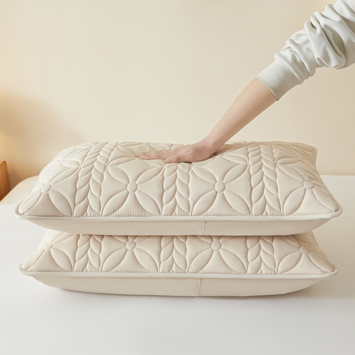 91家纺网 家纺一手货源 找家纺 芬晴家纺 2025新款A类母婴级防水枕套系列 叶语-卡其