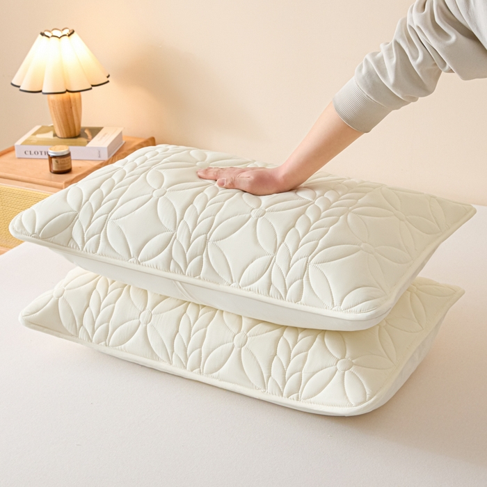 91家纺网 家纺一手货源 找家纺 芬晴家纺 2025新款A类母婴级防水枕套系列 叶语-米白