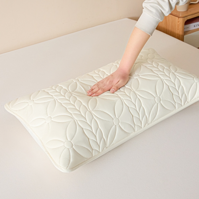 91家纺网 家纺一手货源 找家纺 芬晴家纺 2025新款A类母婴级防水枕套系列 叶语-米白