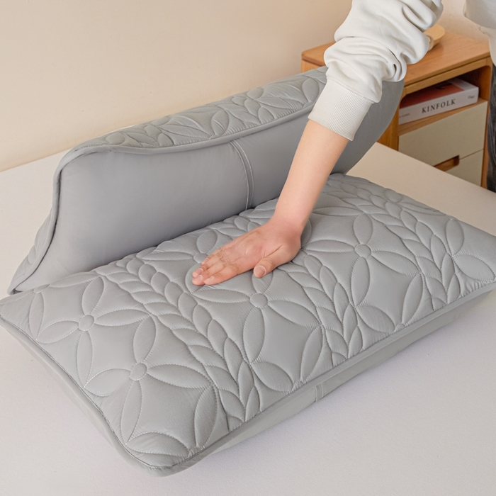 91家纺网 家纺一手货源 找家纺 芬晴家纺 2025新款A类母婴级防水枕套系列 叶语-星灰