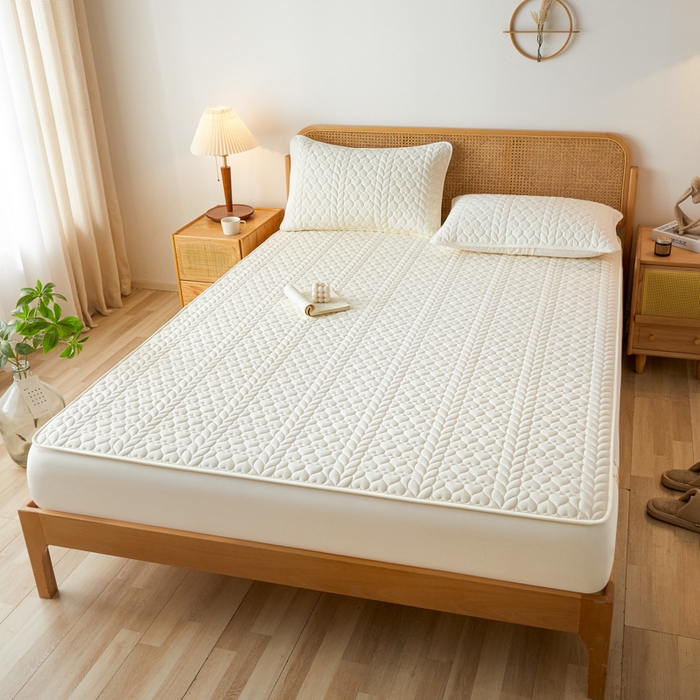 91家纺网 家纺一手货源 找家纺 （总）芬晴家纺 2025新款A类母婴级大豆防水夹棉床笠系列-约定-心动-繁花