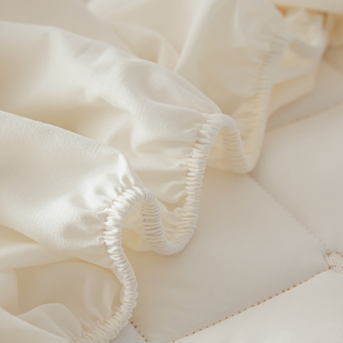 91家纺网 家纺一手货源 找家纺 （总）芬晴家纺 2025新款A类母婴级大豆防水夹棉床笠-简爱-空间