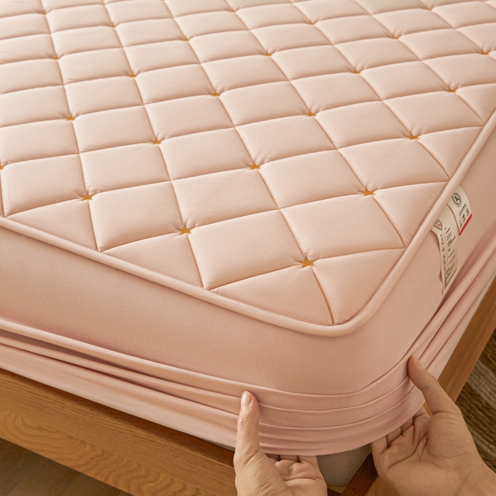 91家纺网 家纺一手货源 找家纺 （总）芬晴家纺 2025新款A类母婴级大豆防水夹棉床笠-简爱-空间