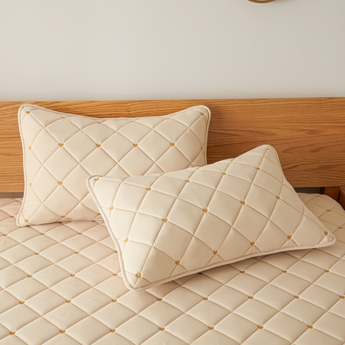 91家纺网 家纺一手货源 找家纺 芬晴家纺 2025新款A类母婴级大豆防水夹棉床笠-简爱-空间 简爱-卡其