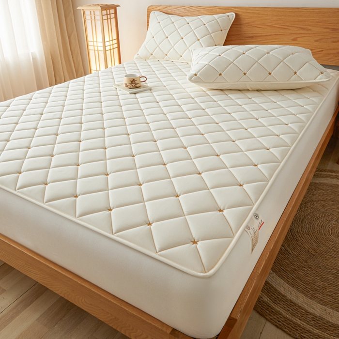 91家纺网 家纺一手货源 找家纺 芬晴家纺 2025新款A类母婴级大豆防水夹棉床笠-简爱-空间 空间-米白