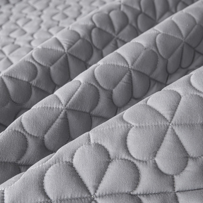 91家纺网 家纺一手货源 找家纺 芬晴家纺 2025新款A类母婴级大豆防水夹棉床笠系列-约定-心动-繁花 繁花-星灰