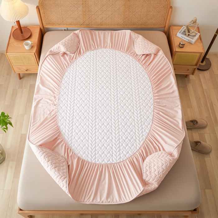 91家纺网 家纺一手货源 找家纺 芬晴家纺 2025新款A类母婴级大豆防水夹棉床笠系列-约定-心动-繁花 约定-豆沙粉