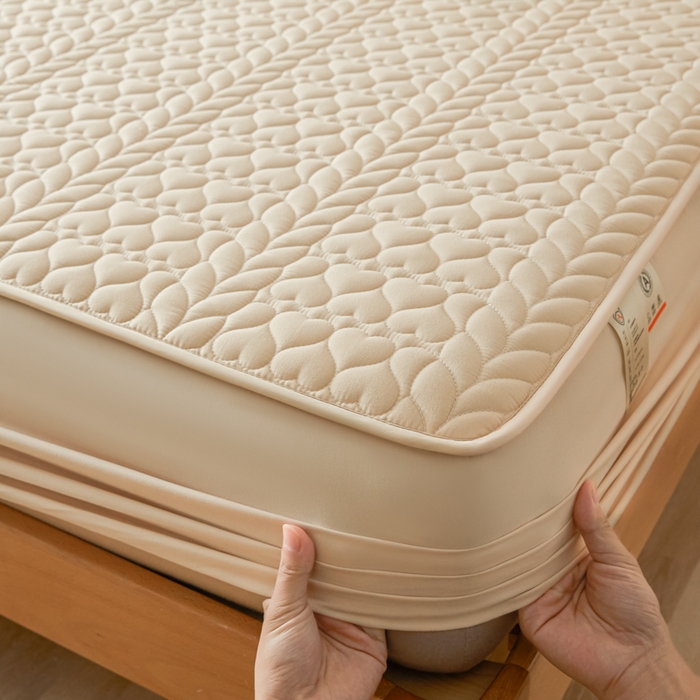 芬晴家纺 2025新款A类母婴级大豆防水夹棉床笠系列-约定-心动-繁花 约定-卡其