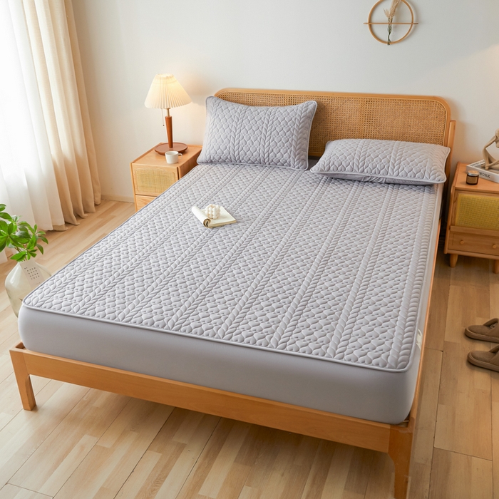 91家纺网 家纺一手货源 找家纺 芬晴家纺 2025新款A类母婴级大豆防水夹棉床笠系列-约定-心动-繁花 约定-星灰