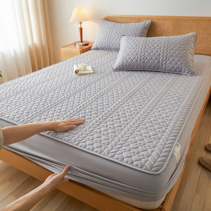 91家纺网 家纺一手货源 找家纺 芬晴家纺 2025新款A类母婴级大豆防水夹棉床笠系列-约定-心动-繁花 约定-星灰