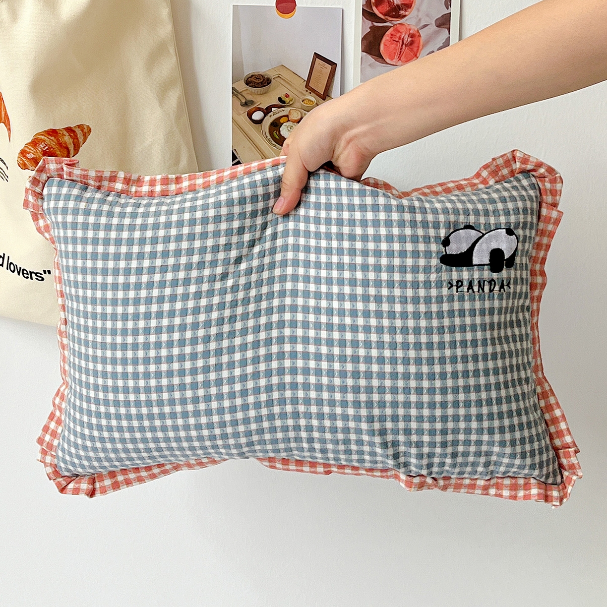 91家纺网 家纺一手货源 找家纺 （总）梦莱家纺 2025春夏新款全棉双拼刺绣荞麦壳枕头pp棉枕芯