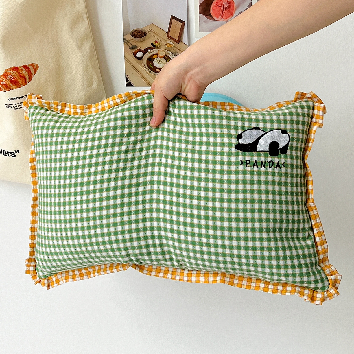 梦莱家纺 2025春夏新款全棉双拼刺绣荞麦壳枕头pp棉枕芯 小熊猫-香草绿 35x55cm枕套加羽丝棉内芯