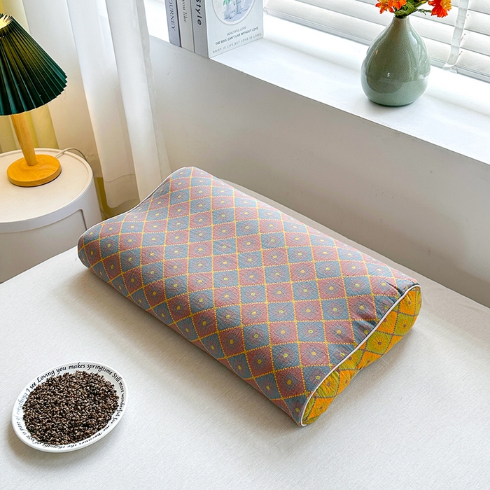 91家纺网 家纺一手货源 找家纺 （总）梦莱家纺 2025新款全棉双层纱色织提花全荞麦枕牵引枕高低造型枕头枕芯