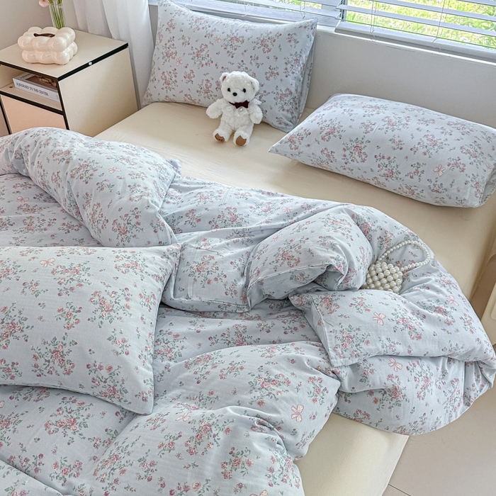 91家纺网 家纺一手货源 找家纺 芙绣家纺 2025新款A类全棉双层纱小清新印花单被套学生单被套单枕套 蔷薇梦境