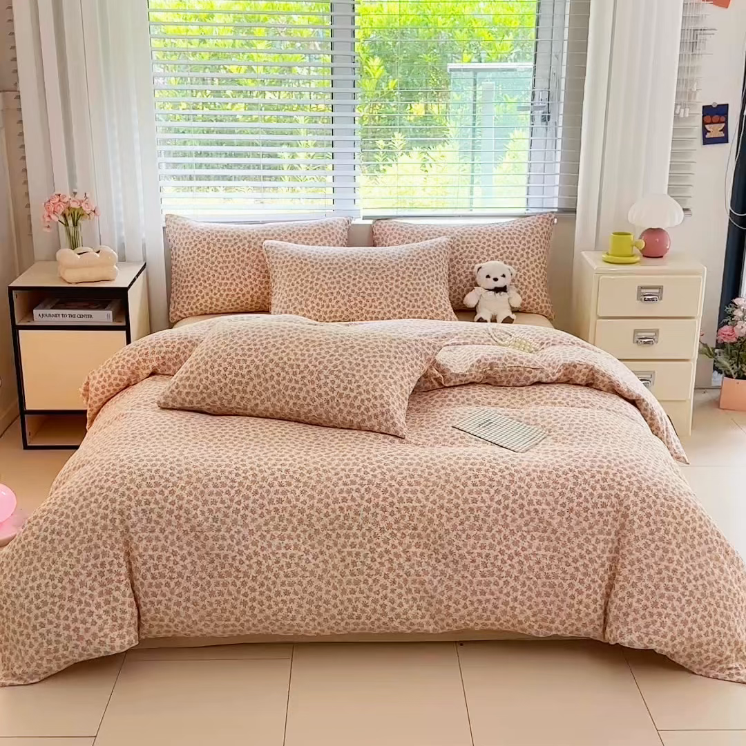 91家纺网 家纺一手货源 找家纺 芙绣家纺 2025新款A类全棉双层纱小清新印花单被套学生单被套单枕套 十里桃花