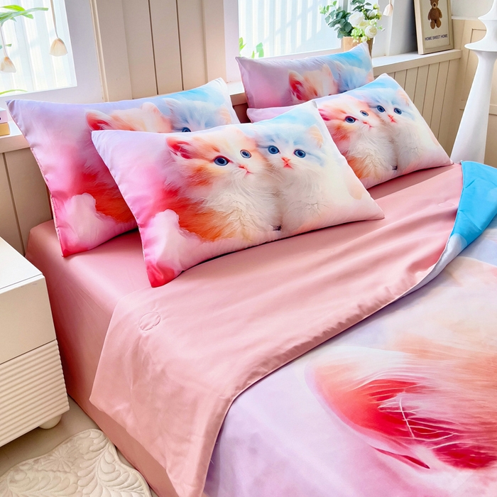 91家纺网 家纺一手货源 找家纺 找底底家纺 2025新款A类夏被四件套系列 猫咪