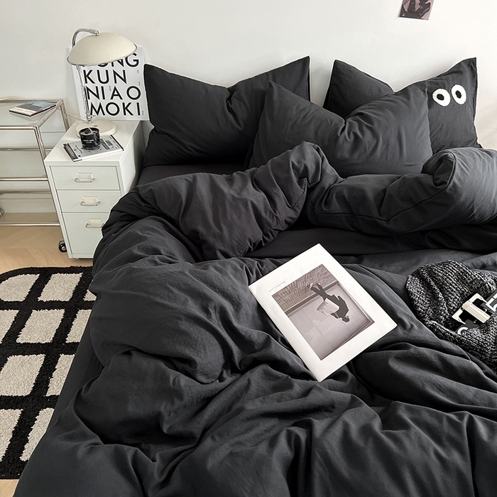 91家纺网 家纺一手货源 找家纺 优尚佳生活馆 2025新款ins风超柔褶皱亲肤磨毛水洗棉四件套纯色系列（风格二） 墨黑