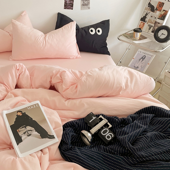 91家纺网 家纺一手货源 找家纺 优尚佳生活馆 2025新款ins风超柔褶皱亲肤磨毛水洗棉四件套纯色系列（风格一） 优雅粉