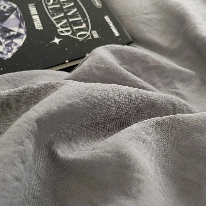 91家纺网 家纺一手货源 找家纺 优尚佳生活馆 2025新款ins风超柔褶皱亲肤磨毛水洗棉四件套纯色系列（风格二） 流光灰