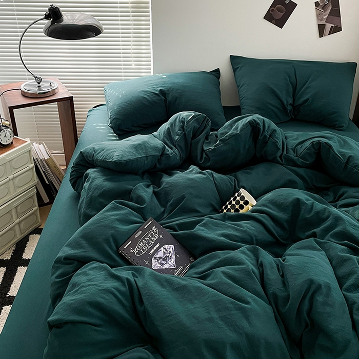 优尚佳生活馆 2025新款ins风超柔褶皱亲肤磨毛水洗棉四件套纯色系列（风格二） 宝石绿