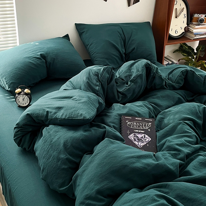 91家纺网 家纺一手货源 找家纺 优尚佳生活馆 2025新款ins风超柔褶皱亲肤磨毛水洗棉四件套纯色系列（风格二） 宝石绿