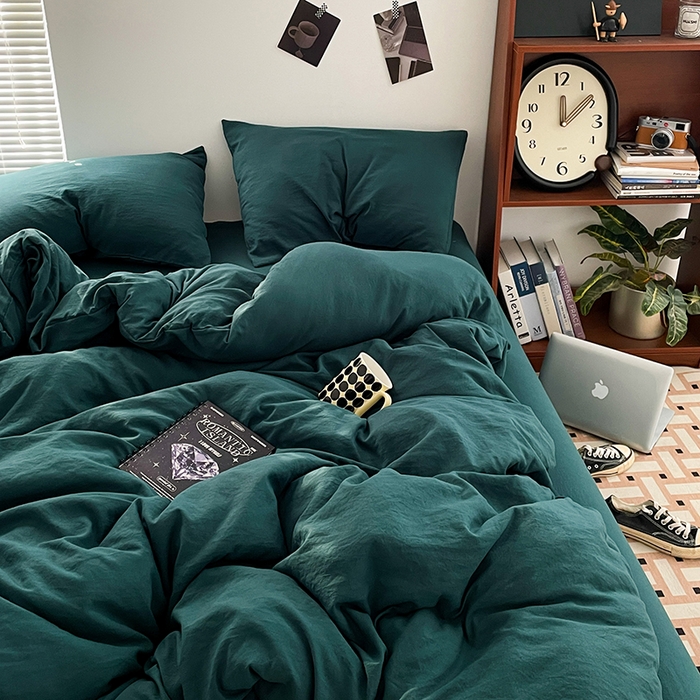 91家纺网 家纺一手货源 找家纺 优尚佳生活馆 2025新款ins风超柔褶皱亲肤磨毛水洗棉四件套纯色系列（风格二） 宝石绿