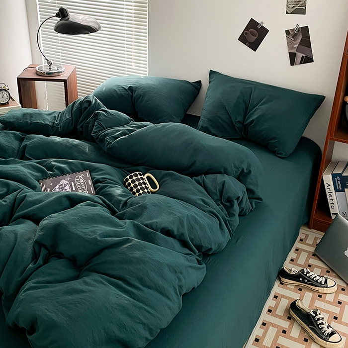 91家纺网 家纺一手货源 找家纺 优尚佳生活馆 2025新款ins风超柔褶皱亲肤磨毛水洗棉四件套纯色系列（风格二） 宝石绿