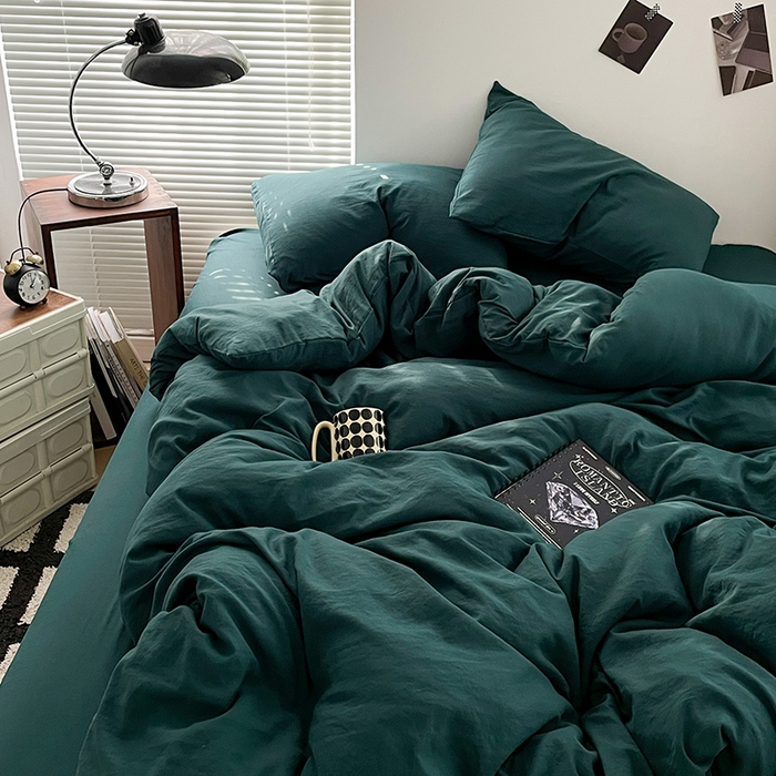 91家纺网 家纺一手货源 找家纺 优尚佳生活馆 2025新款ins风超柔褶皱亲肤磨毛水洗棉四件套纯色系列（风格二） 宝石绿