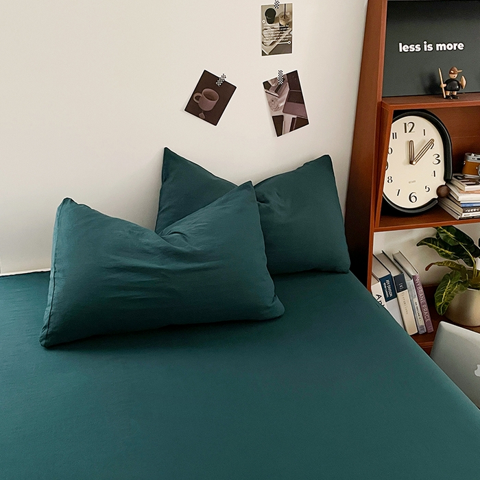 91家纺网 家纺一手货源 找家纺 优尚佳生活馆 2025新款ins风超柔褶皱亲肤磨毛水洗棉四件套纯色系列（风格二） 宝石绿