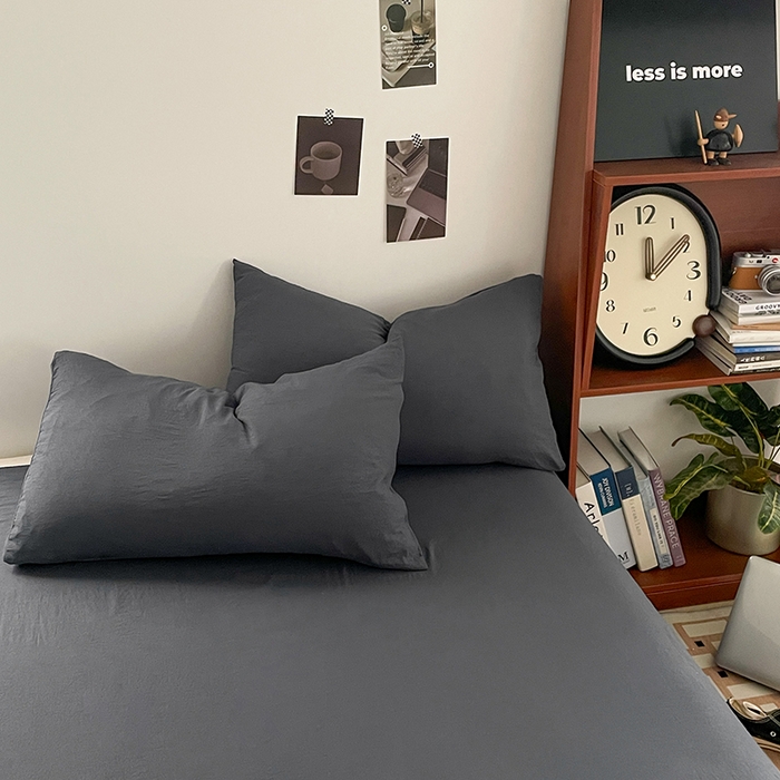 91家纺网 家纺一手货源 找家纺 优尚佳生活馆 2025新款ins风超柔褶皱亲肤磨毛水洗棉四件套纯色系列（风格二） 布鲁灰