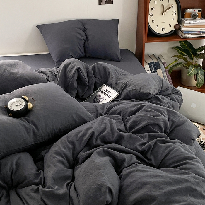 91家纺网 家纺一手货源 找家纺 优尚佳生活馆 2025新款ins风超柔褶皱亲肤磨毛水洗棉四件套纯色系列（风格二） 布鲁灰