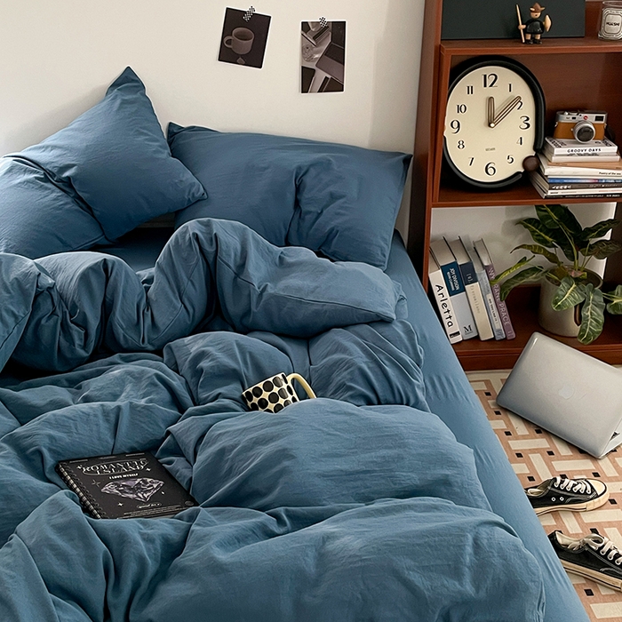91家纺网 家纺一手货源 找家纺 优尚佳生活馆 2025新款ins风超柔褶皱亲肤磨毛水洗棉四件套纯色系列（风格二） 梵星蓝