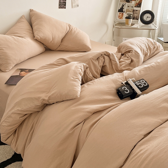 91家纺网 家纺一手货源 找家纺 优尚佳生活馆 2025新款ins风超柔褶皱亲肤磨毛水洗棉四件套纯色系列（风格一） 奶茶