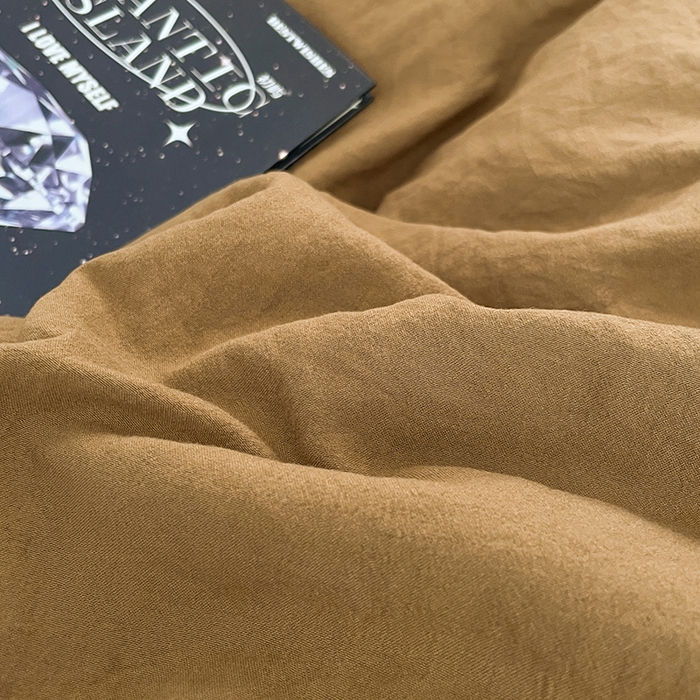 91家纺网 家纺一手货源 找家纺 优尚佳生活馆 2025新款ins风超柔褶皱亲肤磨毛水洗棉四件套纯色系列（风格二） 玛瑙黄