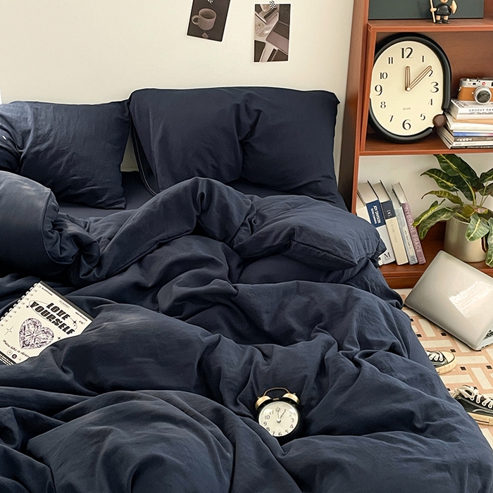 91家纺网 家纺一手货源 找家纺 优尚佳生活馆 2025新款ins风超柔褶皱亲肤磨毛水洗棉四件套纯色系列（风格二） 梦幻蓝