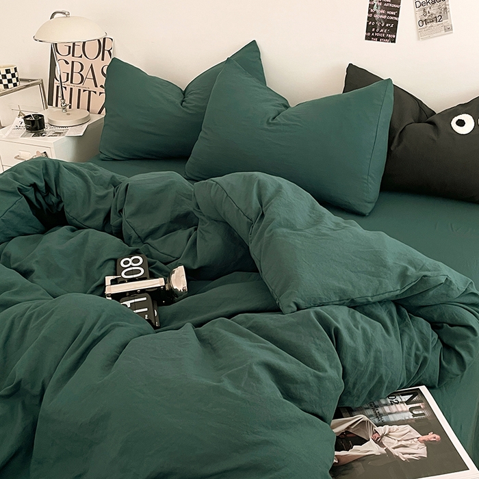 91家纺网 家纺一手货源 找家纺 优尚佳生活馆 2025新款ins风超柔褶皱亲肤磨毛水洗棉四件套纯色系列（风格一） 宝石绿