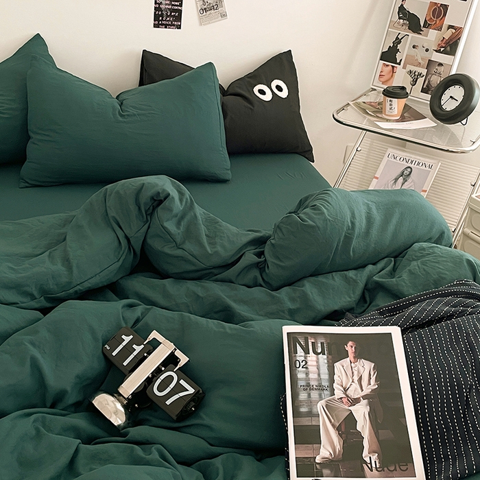 91家纺网 家纺一手货源 找家纺 优尚佳生活馆 2025新款ins风超柔褶皱亲肤磨毛水洗棉四件套纯色系列（风格一） 宝石绿