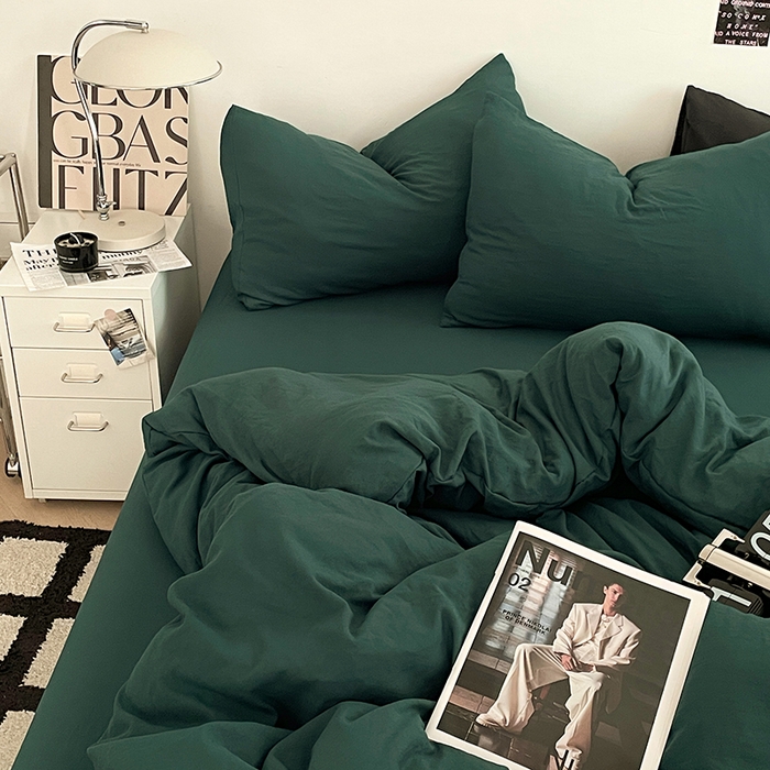 91家纺网 家纺一手货源 找家纺 优尚佳生活馆 2025新款ins风超柔褶皱亲肤磨毛水洗棉四件套纯色系列（风格一） 宝石绿