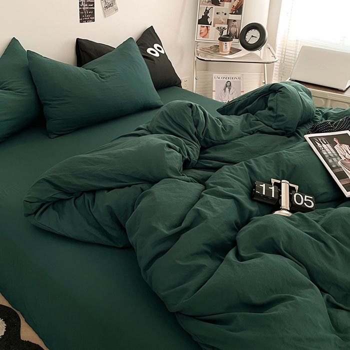 91家纺网 家纺一手货源 找家纺 优尚佳生活馆 2025新款ins风超柔褶皱亲肤磨毛水洗棉四件套纯色系列（风格一） 宝石绿