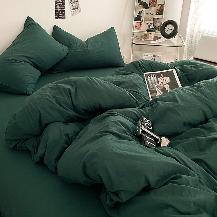 91家纺网 家纺一手货源 找家纺 优尚佳生活馆 2025新款ins风超柔褶皱亲肤磨毛水洗棉四件套纯色系列（风格一） 宝石绿