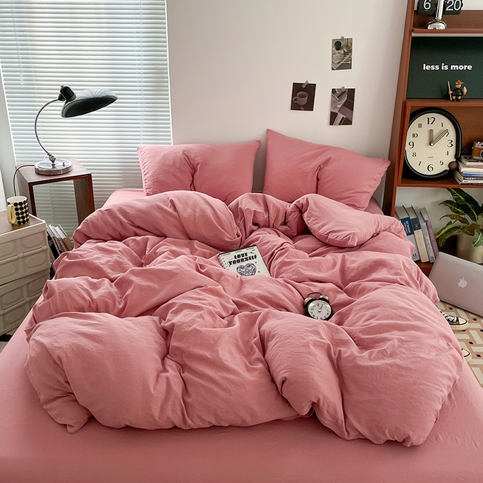 91家纺网 家纺一手货源 找家纺 优尚佳生活馆 2025新款ins风超柔褶皱亲肤磨毛水洗棉四件套纯色系列（风格二） 梦露粉