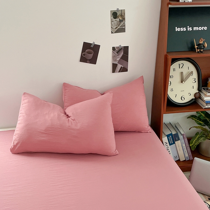 91家纺网 家纺一手货源 找家纺 优尚佳生活馆 2025新款ins风超柔褶皱亲肤磨毛水洗棉四件套纯色系列（风格二） 梦露粉