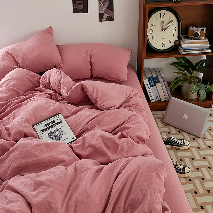 91家纺网 家纺一手货源 找家纺 优尚佳生活馆 2025新款ins风超柔褶皱亲肤磨毛水洗棉四件套纯色系列（风格二） 梦露粉