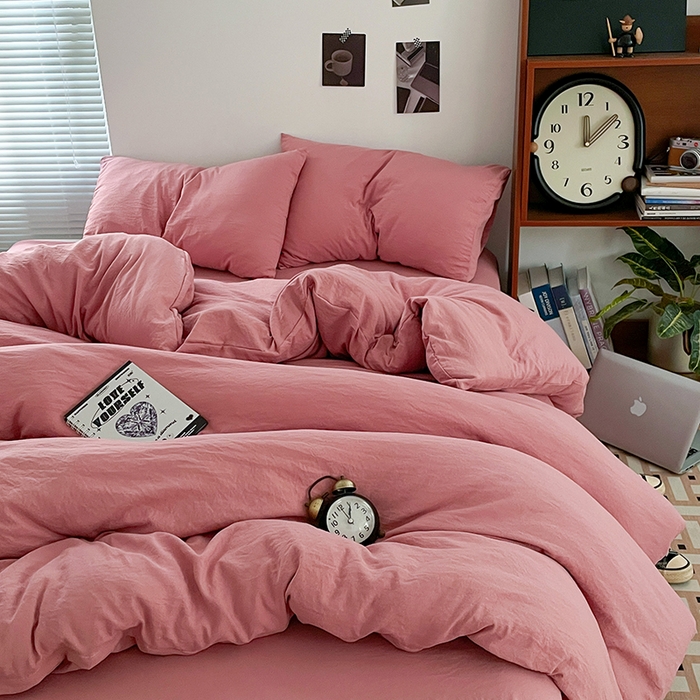 91家纺网 家纺一手货源 找家纺 优尚佳生活馆 2025新款ins风超柔褶皱亲肤磨毛水洗棉四件套纯色系列（风格二） 梦露粉