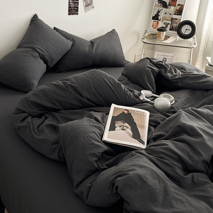 91家纺网 家纺一手货源 找家纺 优尚佳生活馆 2025新款ins风超柔褶皱亲肤磨毛水洗棉四件套纯色系列（风格一） 布鲁灰