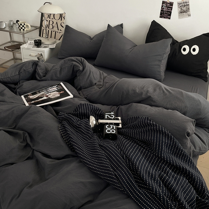 91家纺网 家纺一手货源 找家纺 优尚佳生活馆 2025新款ins风超柔褶皱亲肤磨毛水洗棉四件套纯色系列（风格一） 布鲁灰