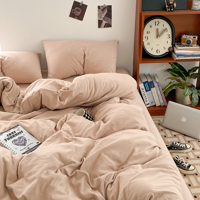 91家纺网 家纺一手货源 找家纺 优尚佳生活馆 2025新款ins风超柔褶皱亲肤磨毛水洗棉四件套纯色系列（风格二） 奶茶